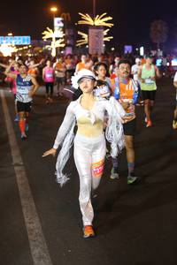 BIB: 270, 24854
                            <button type="button" onclick="openModal(23220245)" class="btn btn-primary btn-sm float-right btn-popup" data-toggle="modal" data-target=".modal-high-quality">
                        <i class="fas fa-shopping-cart"></i> Add to Cart
                    </button>
                                            <button type="button" onclick="isThisMe(23220245, true)" class="btn btn-success btn-sm float-right btn-popup btn-isme hidden" data-toggle="tooltip" data-placement="bottom" title="นี่คือรูปของคุณใช่ไหม คลิกที่นี่เพื่อเอาเข้าอัลบั้ม">
                        <i class="fas fa-plus"></i> Add to album
                    </button>
                    <button type="button" onclick="isThisMe(23220245, false)" class="btn btn-warning btn-sm float-right btn-popup btn-isnotme hidden">
                        <i class="fas fa-ban"></i> Remove from album
                    </button>